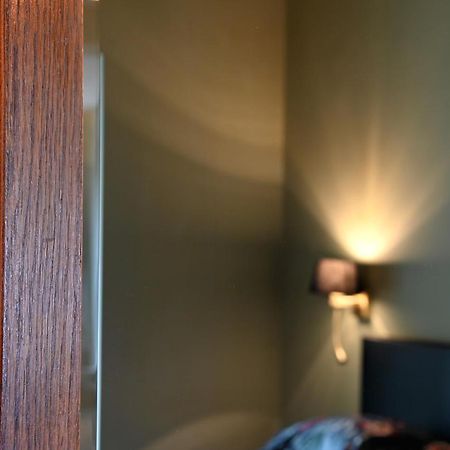 Nova Zembla Bed & Breakfast แมคเคอเลอ ภายนอก รูปภาพ