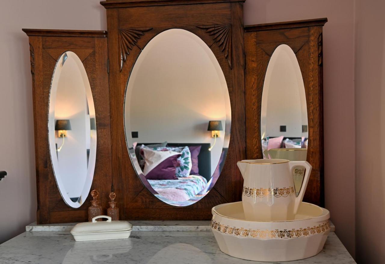 Nova Zembla Bed & Breakfast แมคเคอเลอ ภายนอก รูปภาพ