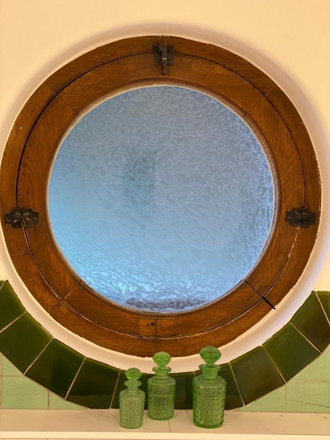 Nova Zembla Bed & Breakfast แมคเคอเลอ ภายนอก รูปภาพ